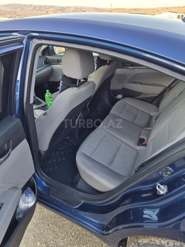 Hyundai Elantra 2017, 174,657 km - 2.0 l - Bakı