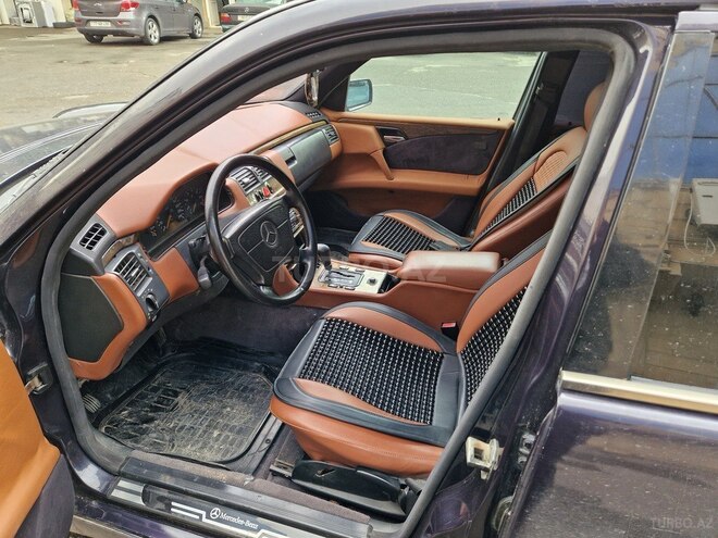 Mercedes E 230 1995, 348,000 km - 2.3 l - Bakı