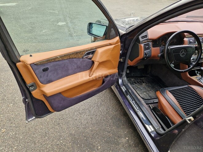 Mercedes E 230 1995, 348,000 km - 2.3 l - Bakı
