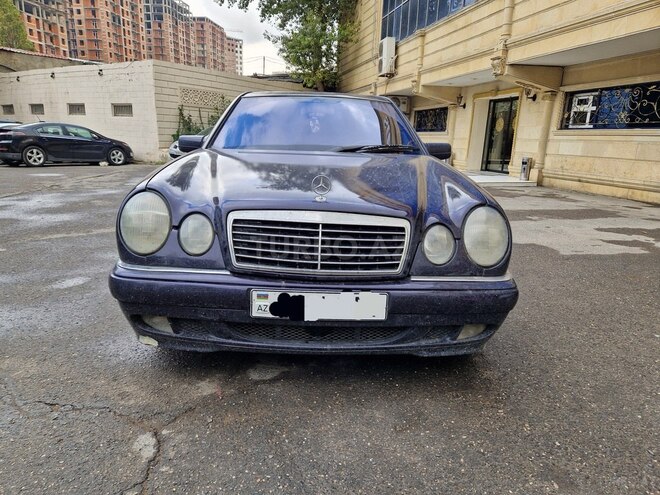 Mercedes E 230 1995, 348,000 km - 2.3 l - Bakı