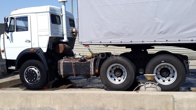 KamAz 54115 2003, 458,990 km - 15.0 l - Biləsuvar