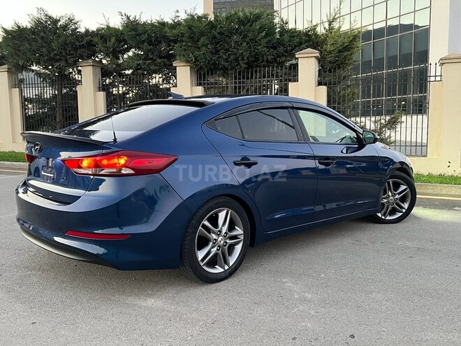 Hyundai Elantra 2017, 255,886 km - 2.0 l - Bakı