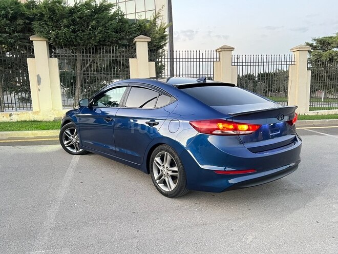 Hyundai Elantra 2017, 255,886 km - 2.0 l - Bakı