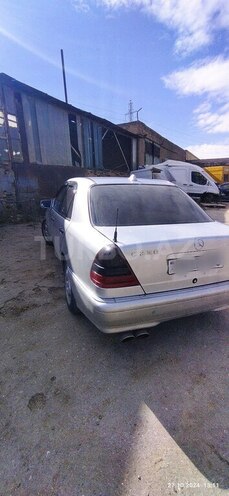 Mercedes C 230 2000, 236,000 km - 2.3 l - Bakı