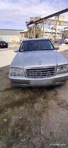 Mercedes C 230 2000, 236,000 km - 2.3 l - Bakı