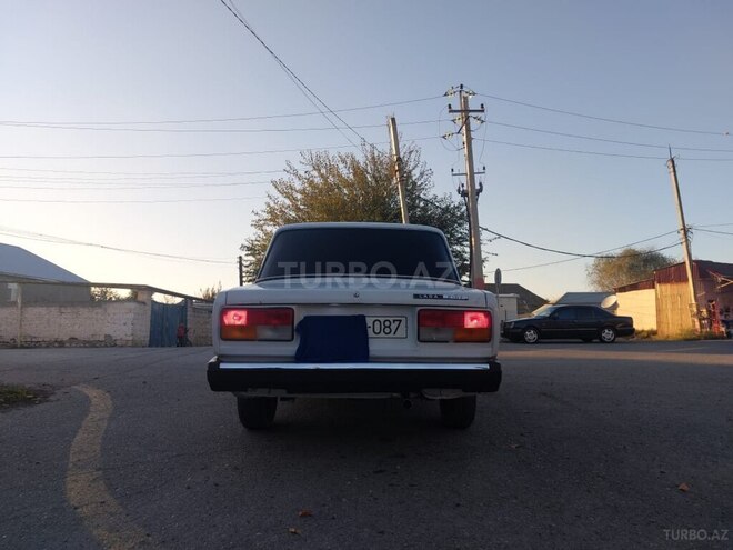 LADA (VAZ) 2107 2008, 75,000 km - 1.6 l - Ucar