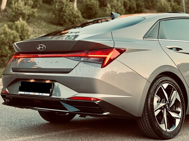Hyundai Elantra 2022, 30,000 km - 1.6 l - Bakı