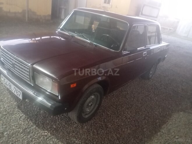 LADA (VAZ) 2107 2005, 98,300 km - 1.6 л - Salyan