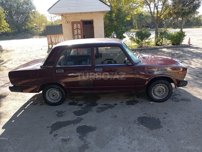 LADA (VAZ) 2107 2005, 98,300 km - 1.6 л - Salyan