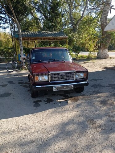 LADA (VAZ) 2107 2005, 98,300 km - 1.6 л - Salyan