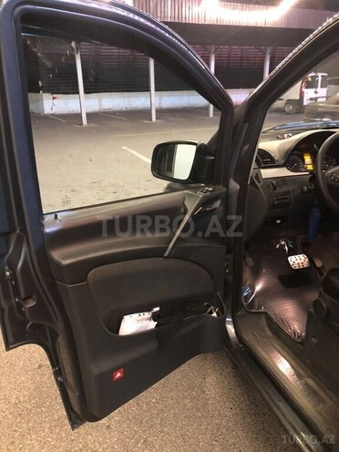 Mercedes Viano 2011, 308,000 km - 2.2 l - Bakı