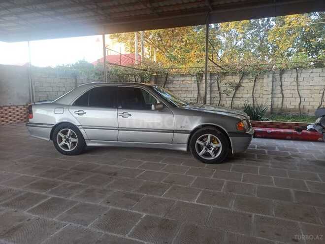 Mercedes C 240 1999, 234,553 km - 2.4 l - Salyan