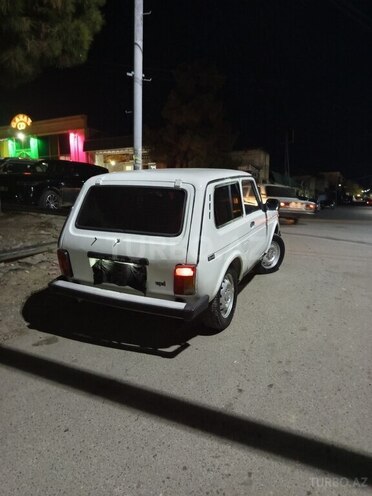 LADA (VAZ) Niva 1996, 122,299 km - 1.7 l - Qazax