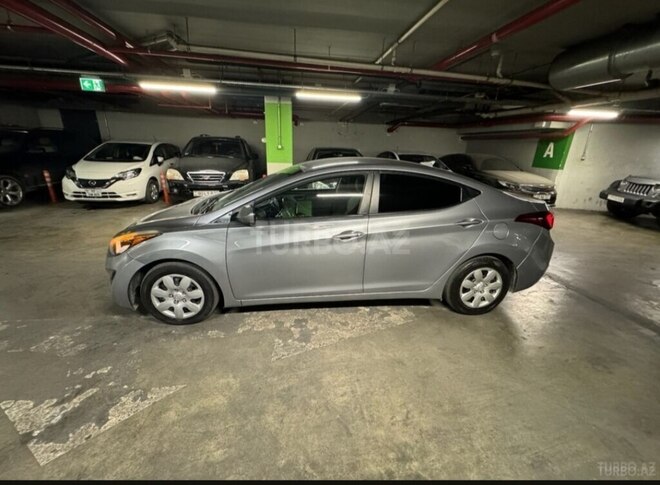 Hyundai Elantra 2015, 120,000 km - 1.8 l - Bakı