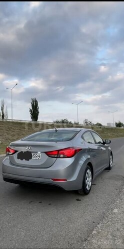 Hyundai Elantra 2015, 120,000 km - 1.8 l - Bakı
