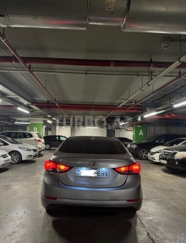 Hyundai Elantra 2015, 120,000 km - 1.8 l - Bakı