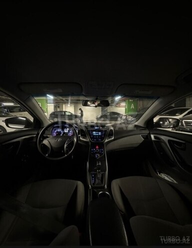 Hyundai Elantra 2015, 120,000 km - 1.8 l - Bakı