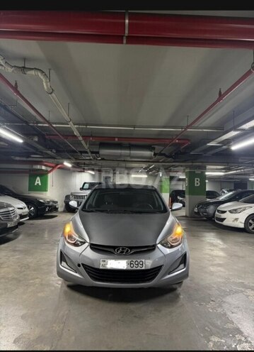 Hyundai Elantra 2015, 120,000 km - 1.8 l - Bakı