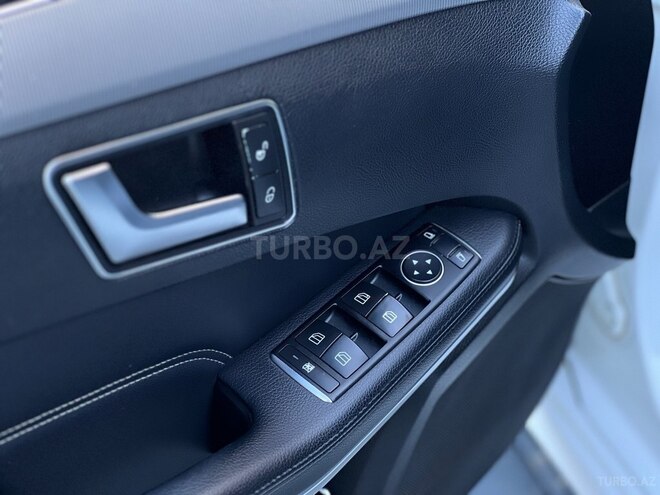 Mercedes E 220 d 2014, 280,000 km - 2.2 l - Gəncə