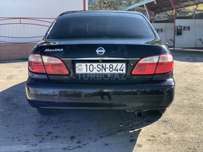 Nissan Maxima-2