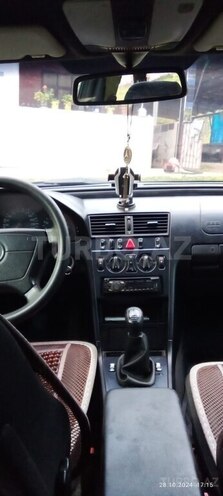 Mercedes C 200 2000, 452,000 km - 2.0 л - Bakı