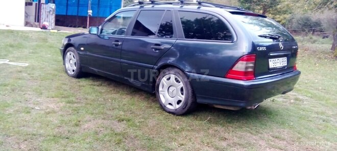 Mercedes C 200 2000, 452,000 km - 2.0 л - Bakı