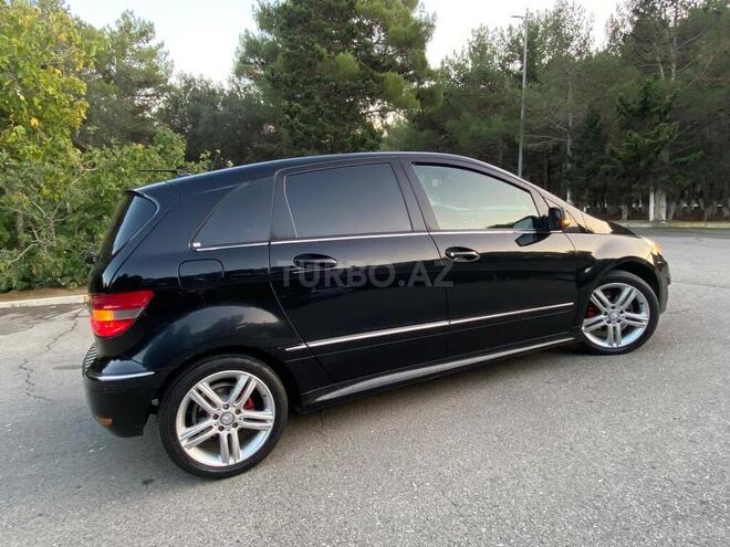 Mercedes B 180 2009, 156,000 km - 1.7 l - Sumqayıt