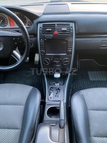 Mercedes B 180 2009, 156,000 km - 1.7 l - Sumqayıt
