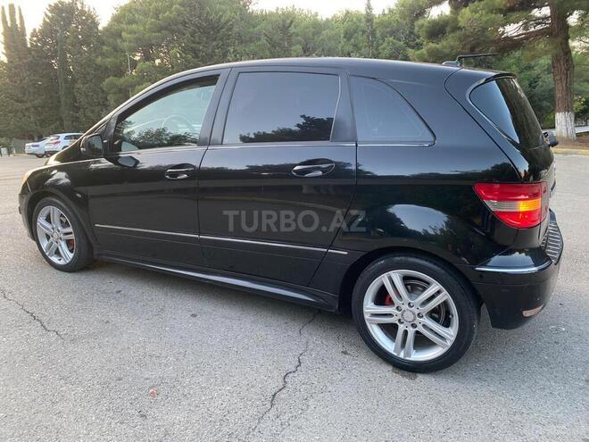 Mercedes B 180 2009, 156,000 km - 1.7 l - Sumqayıt