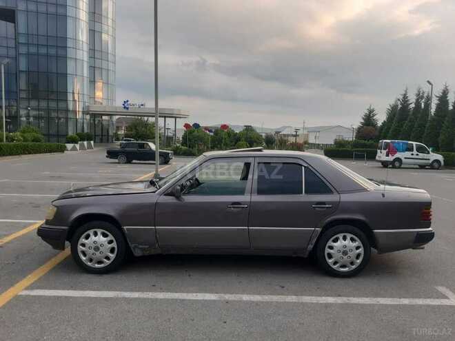 Mercedes E 220 d 1991, 435,000 km - 2.2 l - Şəki