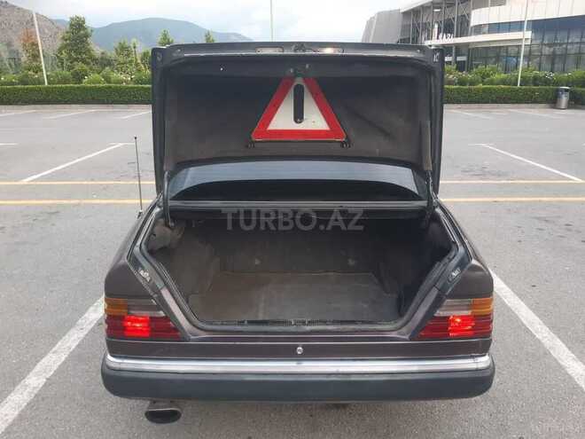 Mercedes E 220 d 1991, 435,000 km - 2.2 l - Şəki