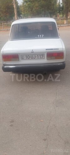 LADA (VAZ) 2107 2007, 98,000 km - 1.6 l - Ucar
