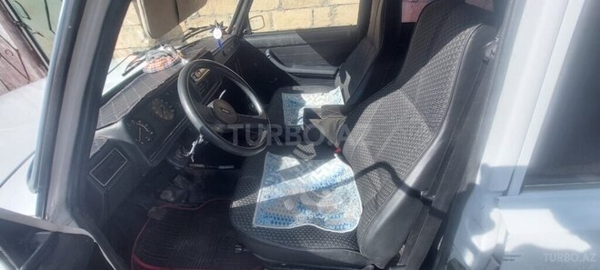 LADA (VAZ) 2107 2007, 98,000 km - 1.6 l - Ucar