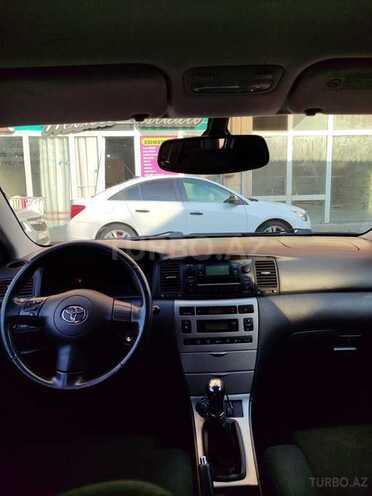 Toyota Corolla 2005, 236,000 km - 1.4 л - Bakı