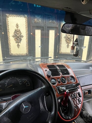 Mercedes Vito 2000, 22,470 km - 2.2 л - Tovuz