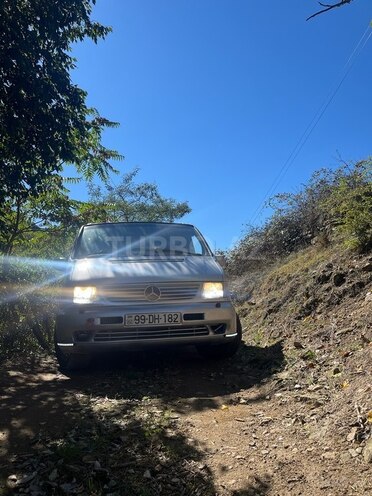 Mercedes Vito 2000, 22,470 km - 2.2 л - Tovuz