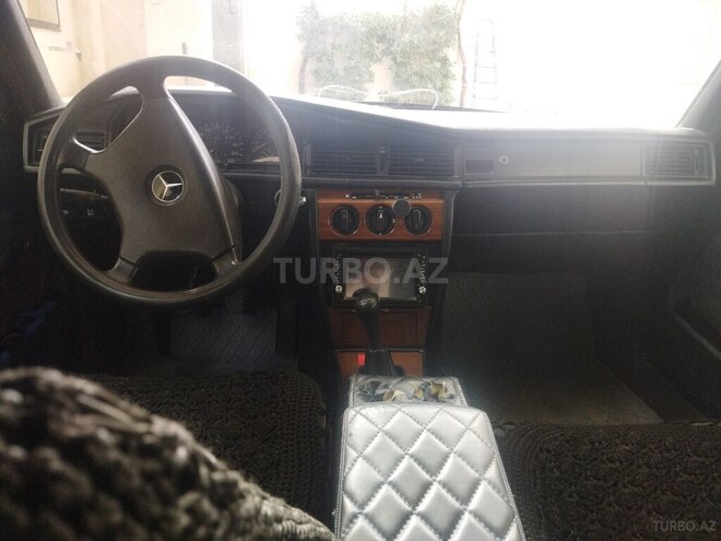 Mercedes 190 1991, 269,526 km - 2.0 л - Bakı