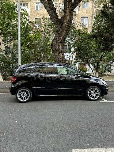 Mercedes B 180 2010, 179,000 km - 1.7 l - Bakı
