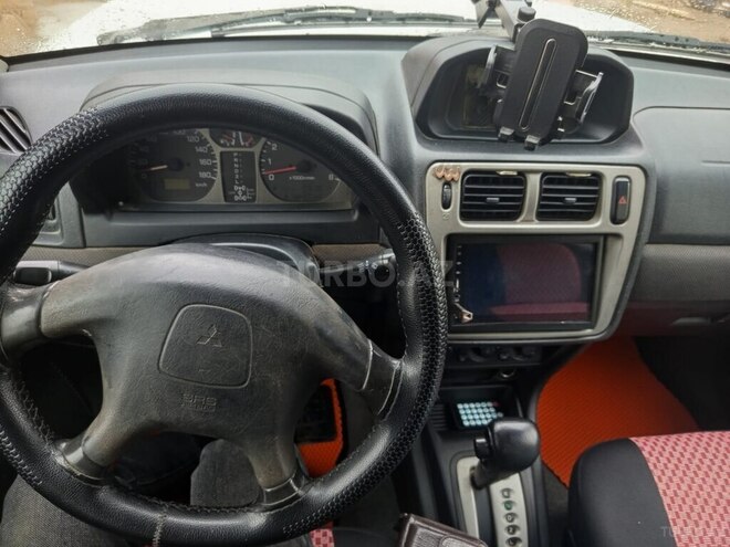 Mitsubishi Pajero io 1999, 464,000 km - 1.8 л - Bakı