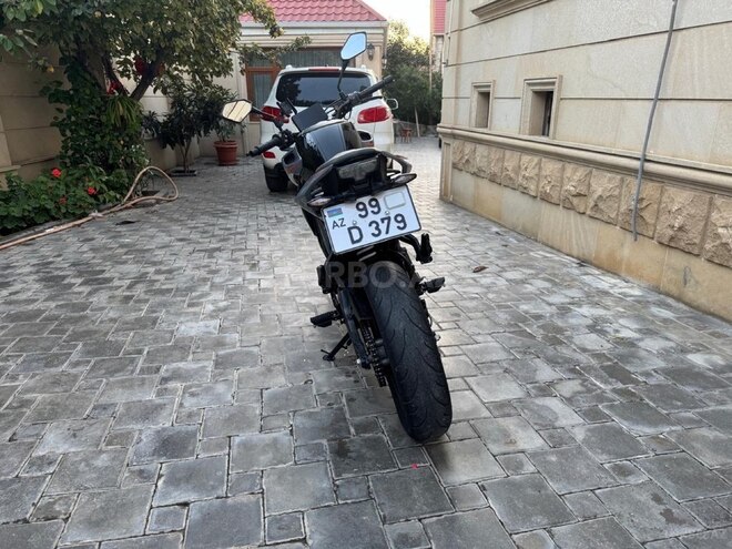 CFMOTO 300 NK-4
