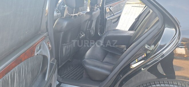 Mercedes E 240 2000, 245,145 km - 2.6 l - Sabirabad