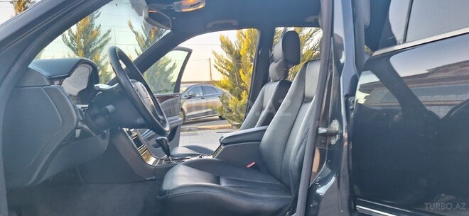 Mercedes E 240 2000, 245,145 km - 2.6 l - Sabirabad