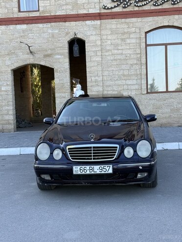 Mercedes E 200 1999, 326,000 km - 2.0 л - Yevlax
