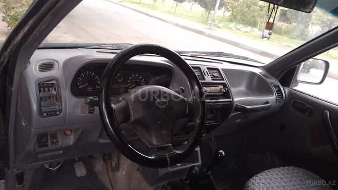 Nissan Terrano 1999, 200,000 km - 2.4 l - Mingəçevir