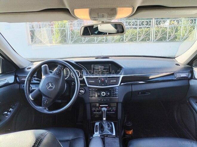 Mercedes E 220 d 2009, 399,919 km - 2.2 l - Ucar