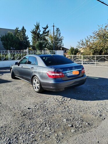 Mercedes E 220 d 2009, 399,919 km - 2.2 l - Ucar