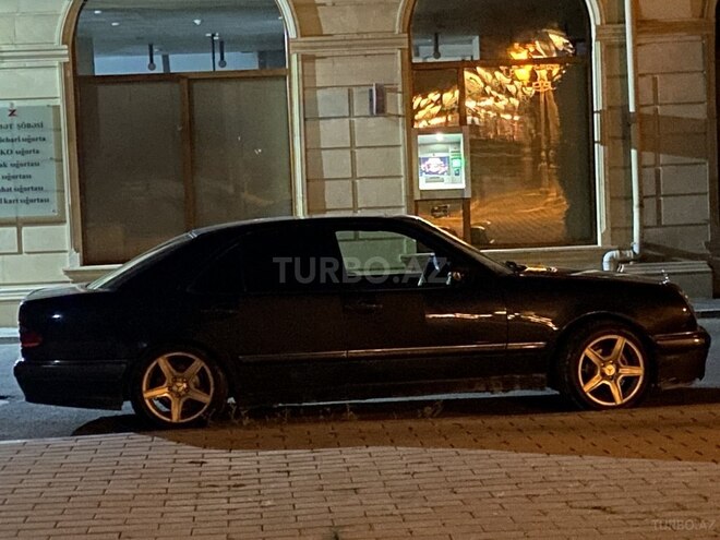 Mercedes E 230 1996, 334,000 km - 2.3 l - Gəncə