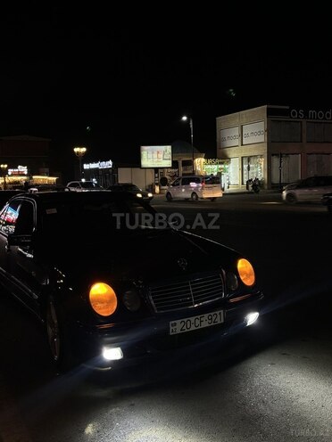 Mercedes E 230 1996, 334,000 km - 2.3 l - Gəncə