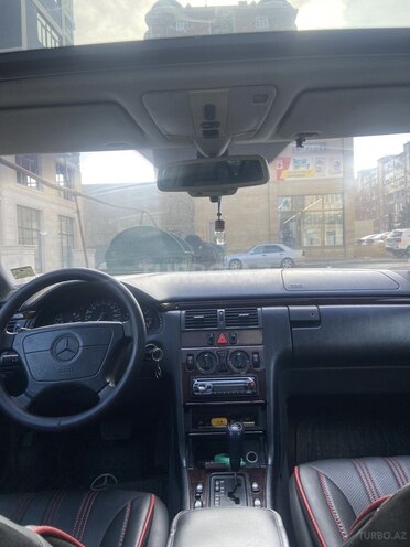 Mercedes E 230 1996, 334,000 km - 2.3 l - Gəncə