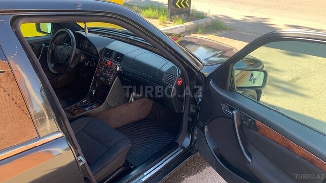 Mercedes C 240 1997, 290,863 km - 2.4 л - Gəncə